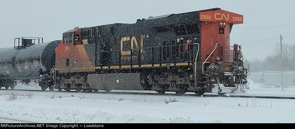 CN 2888